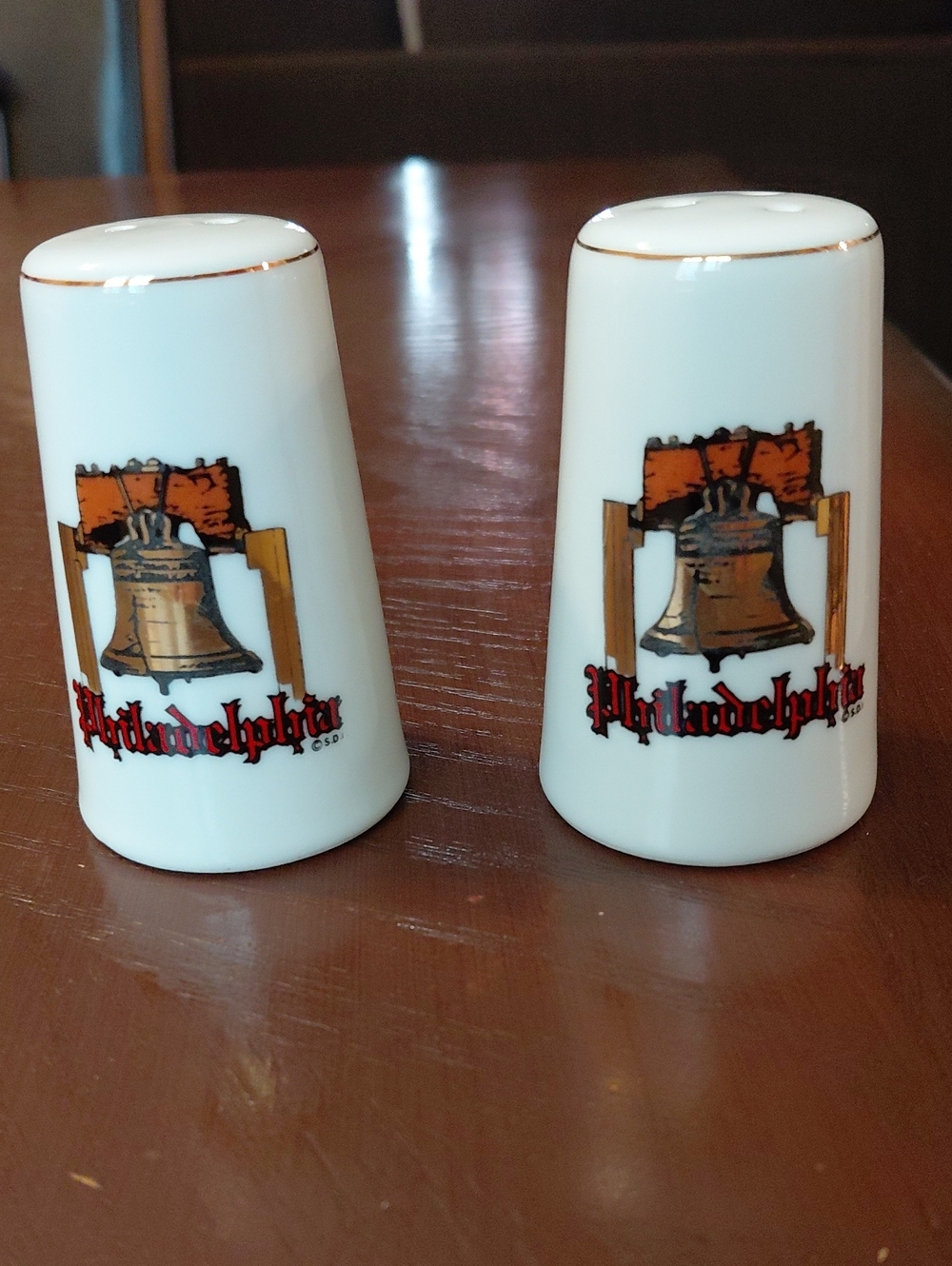 White Philadelphia Liberty Bell Porcelain Salt & Pepper Shaker Set